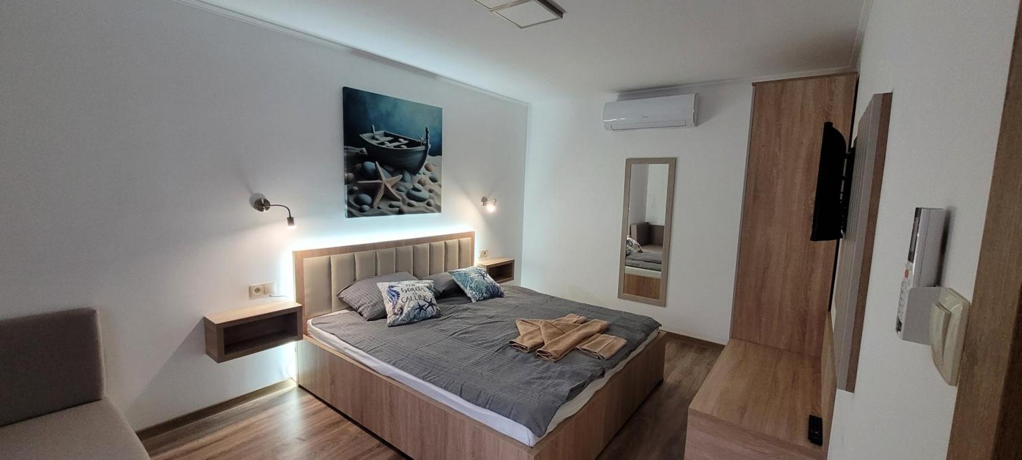 Csaladi Kikoeto Apartman Gyula Extérieur photo