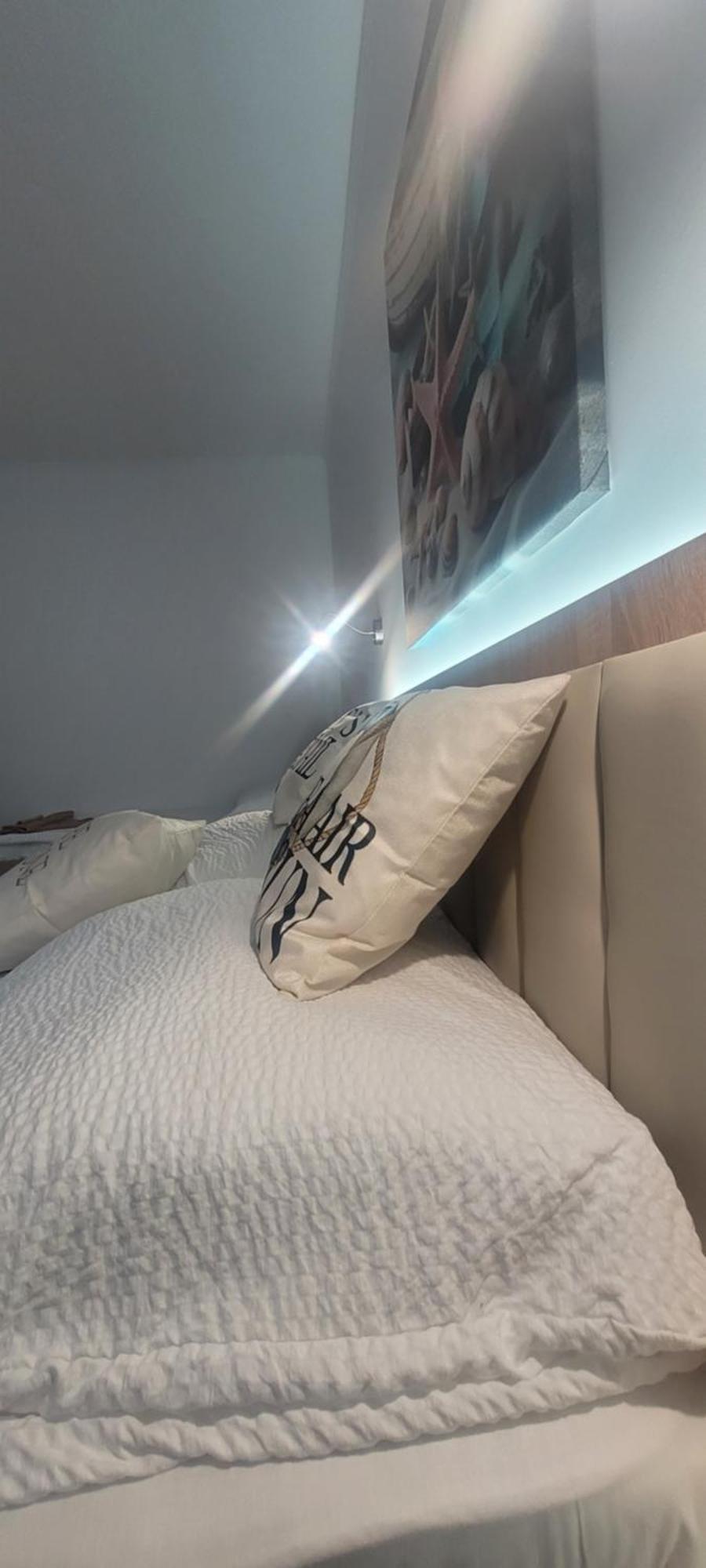 Csaladi Kikoeto Apartman Gyula Extérieur photo