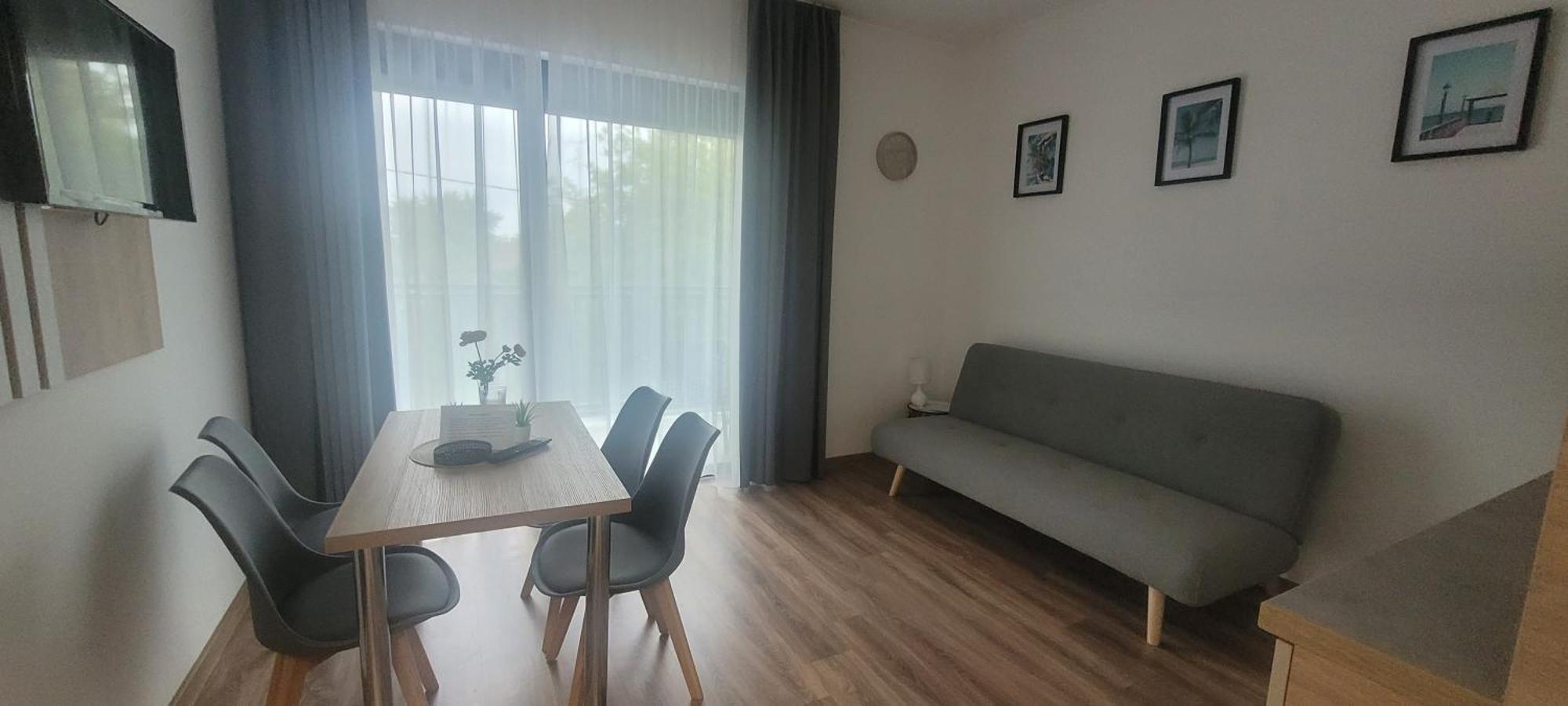 Csaladi Kikoeto Apartman Gyula Extérieur photo