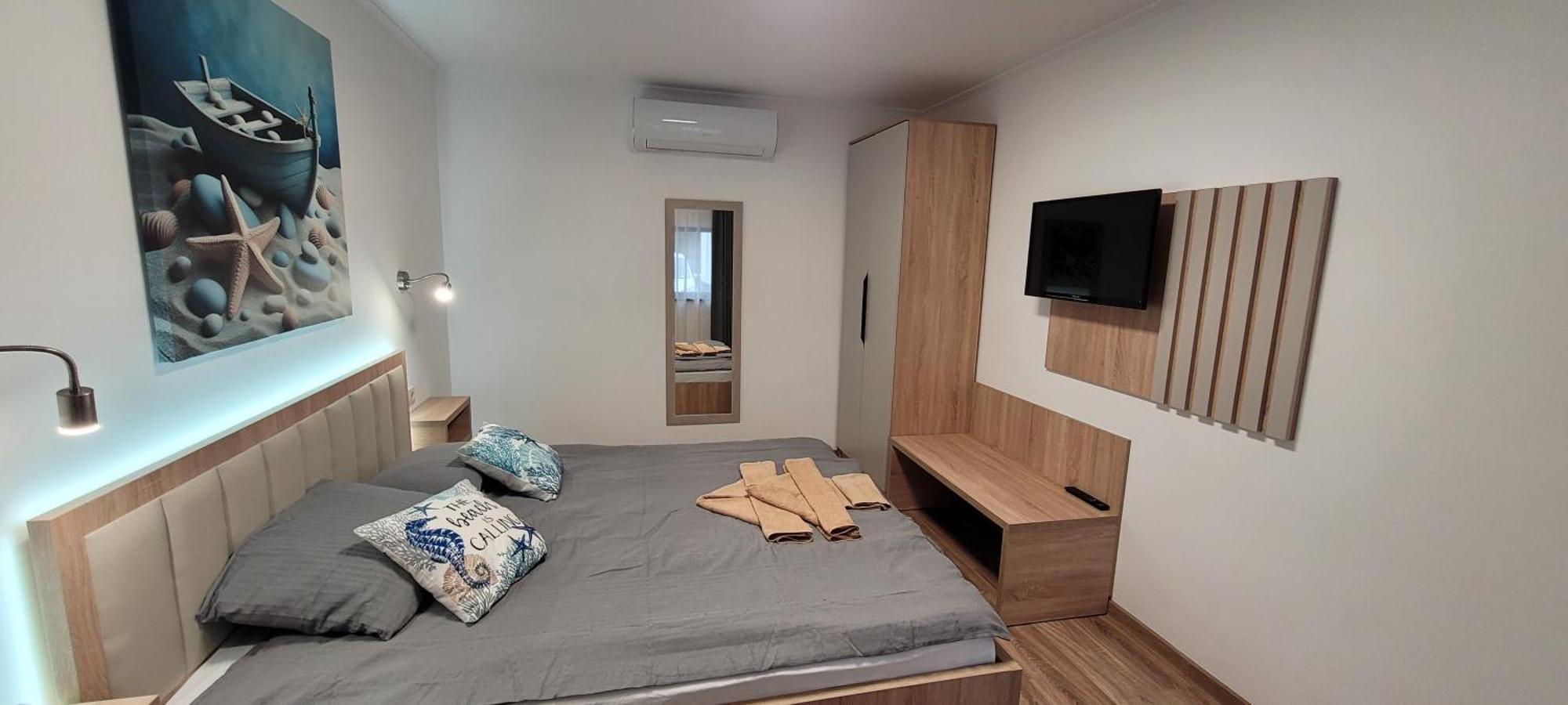 Csaladi Kikoeto Apartman Gyula Extérieur photo