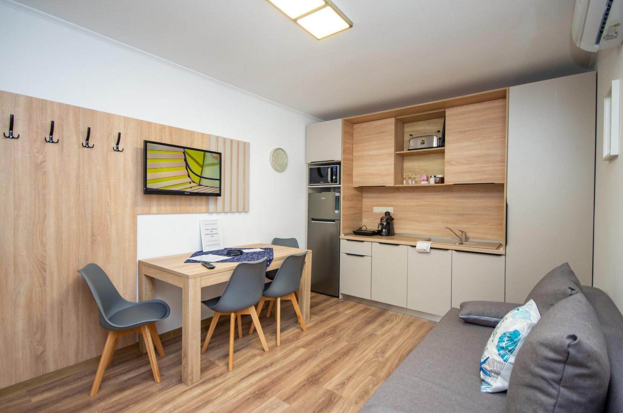 Csaladi Kikoeto Apartman Gyula Extérieur photo