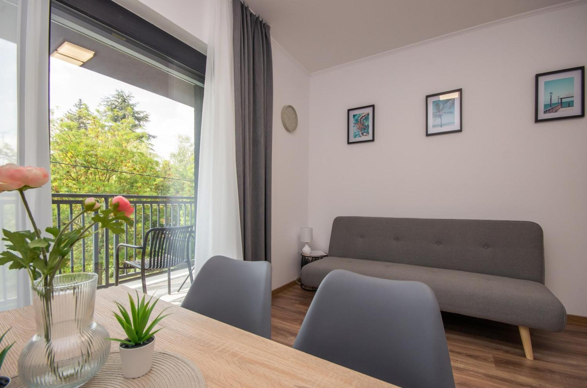 Csaladi Kikoeto Apartman Gyula Extérieur photo