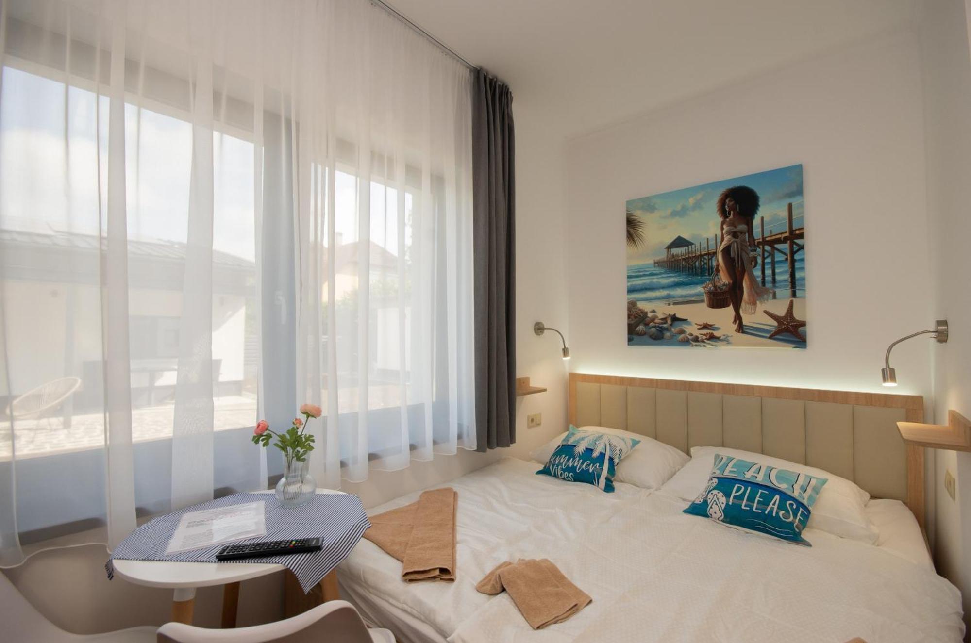 Csaladi Kikoeto Apartman Gyula Extérieur photo
