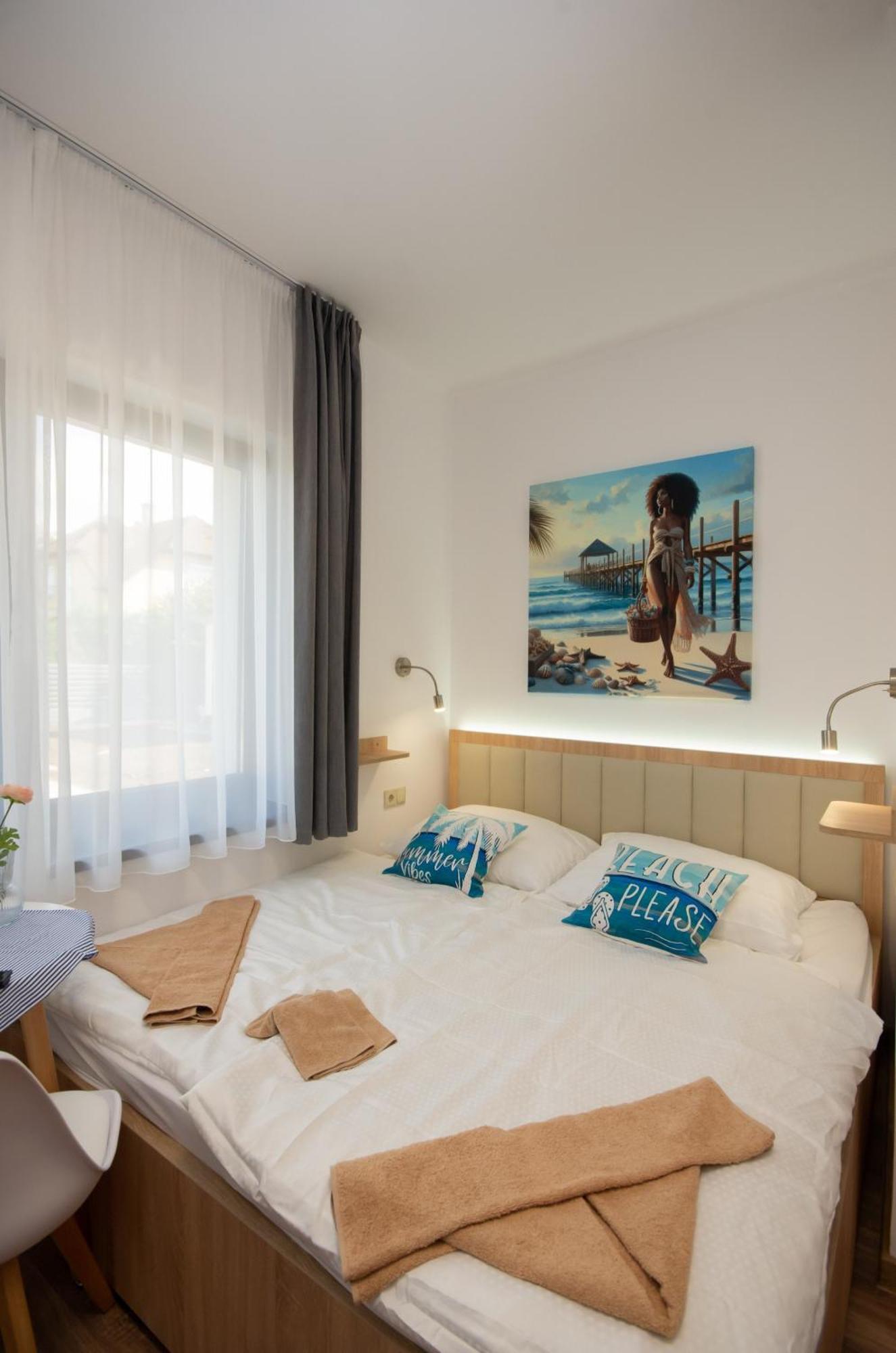 Csaladi Kikoeto Apartman Gyula Extérieur photo